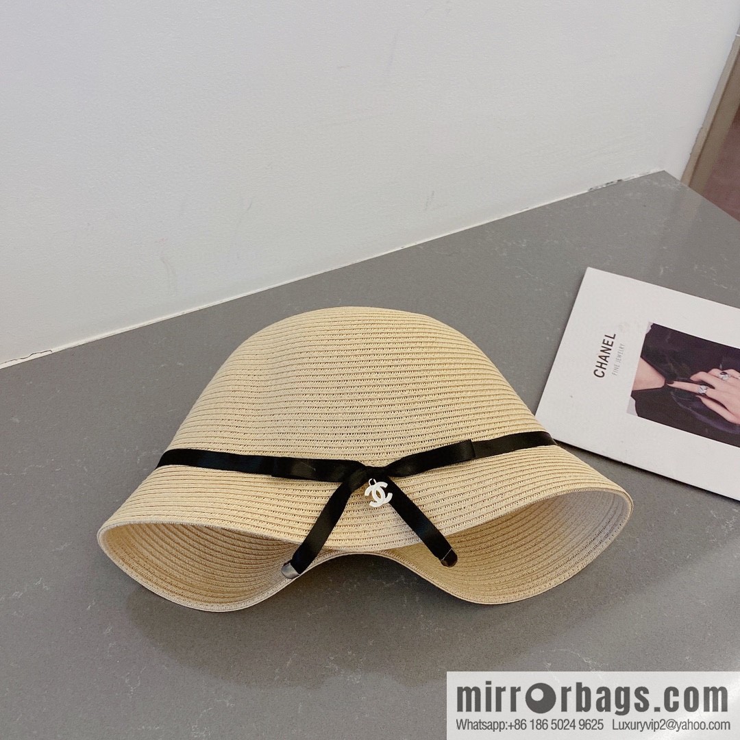 Chanel Chanel 23 years old new straw hat