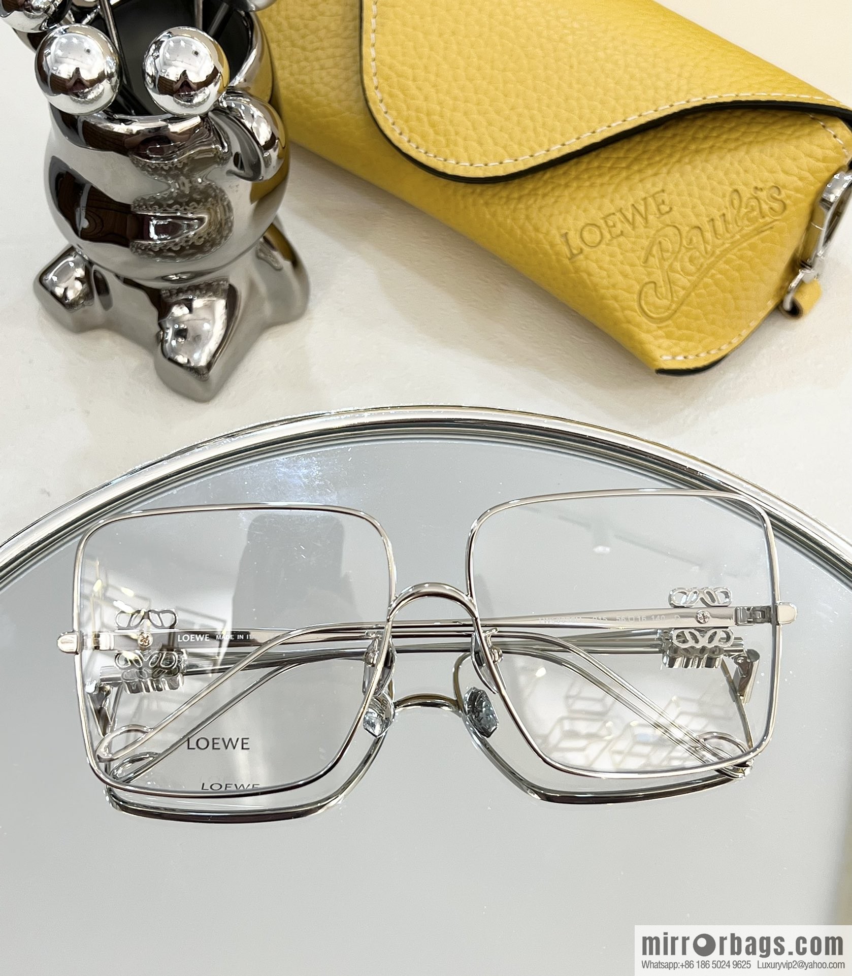LOEWE Square Unisex Sunglasses