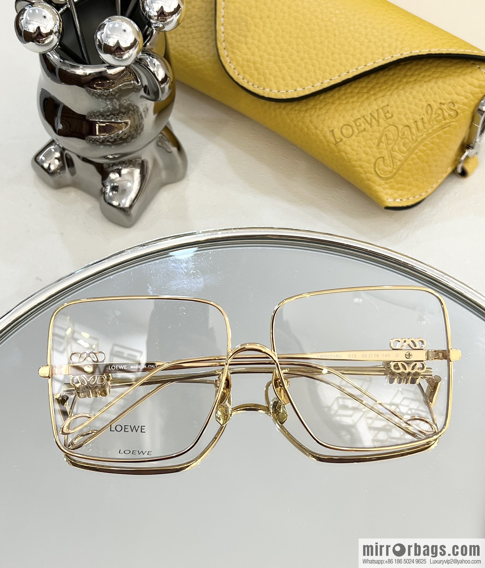 LOEWE Square Unisex Sunglasses