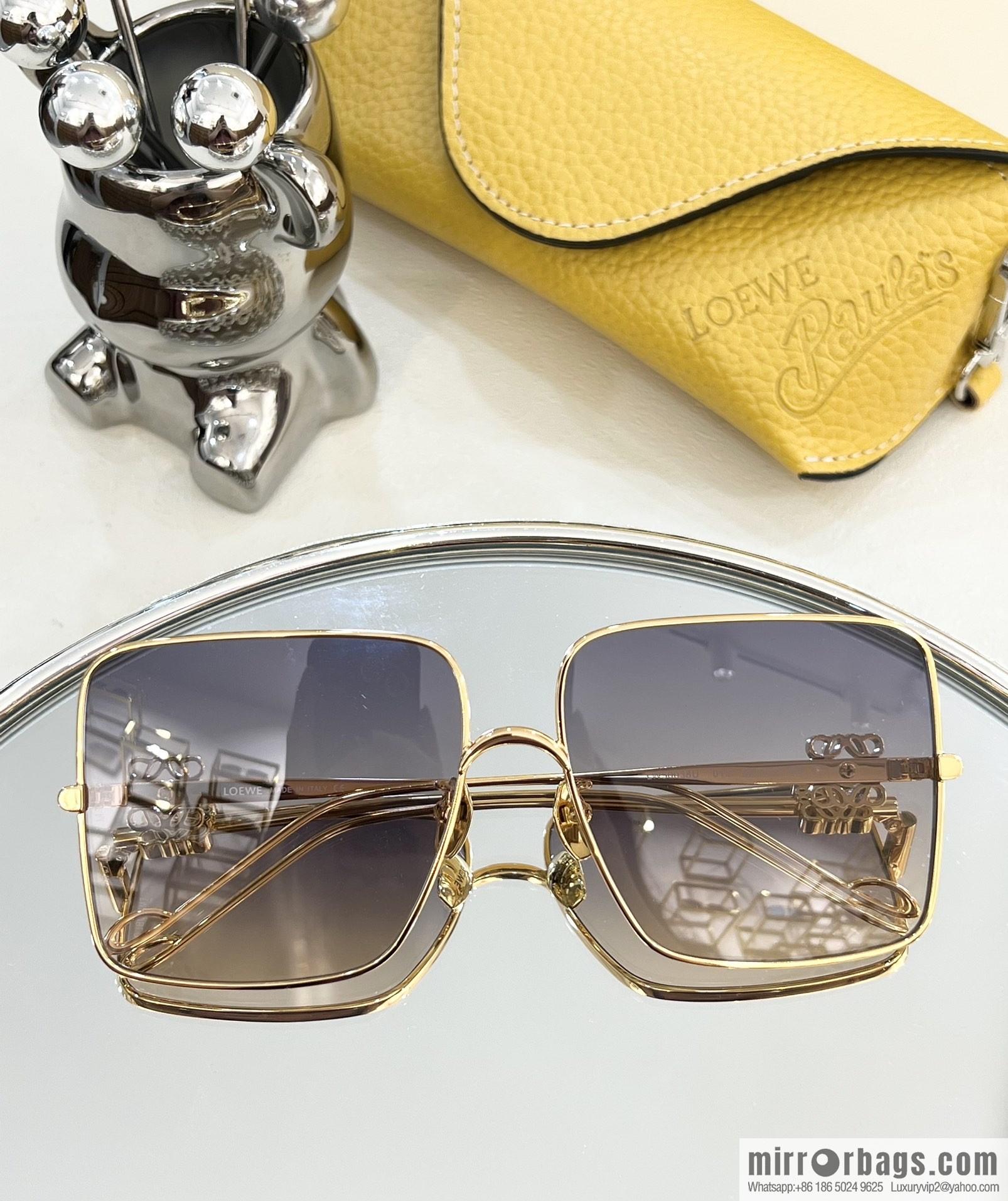LOEWE Square Unisex Sunglasses