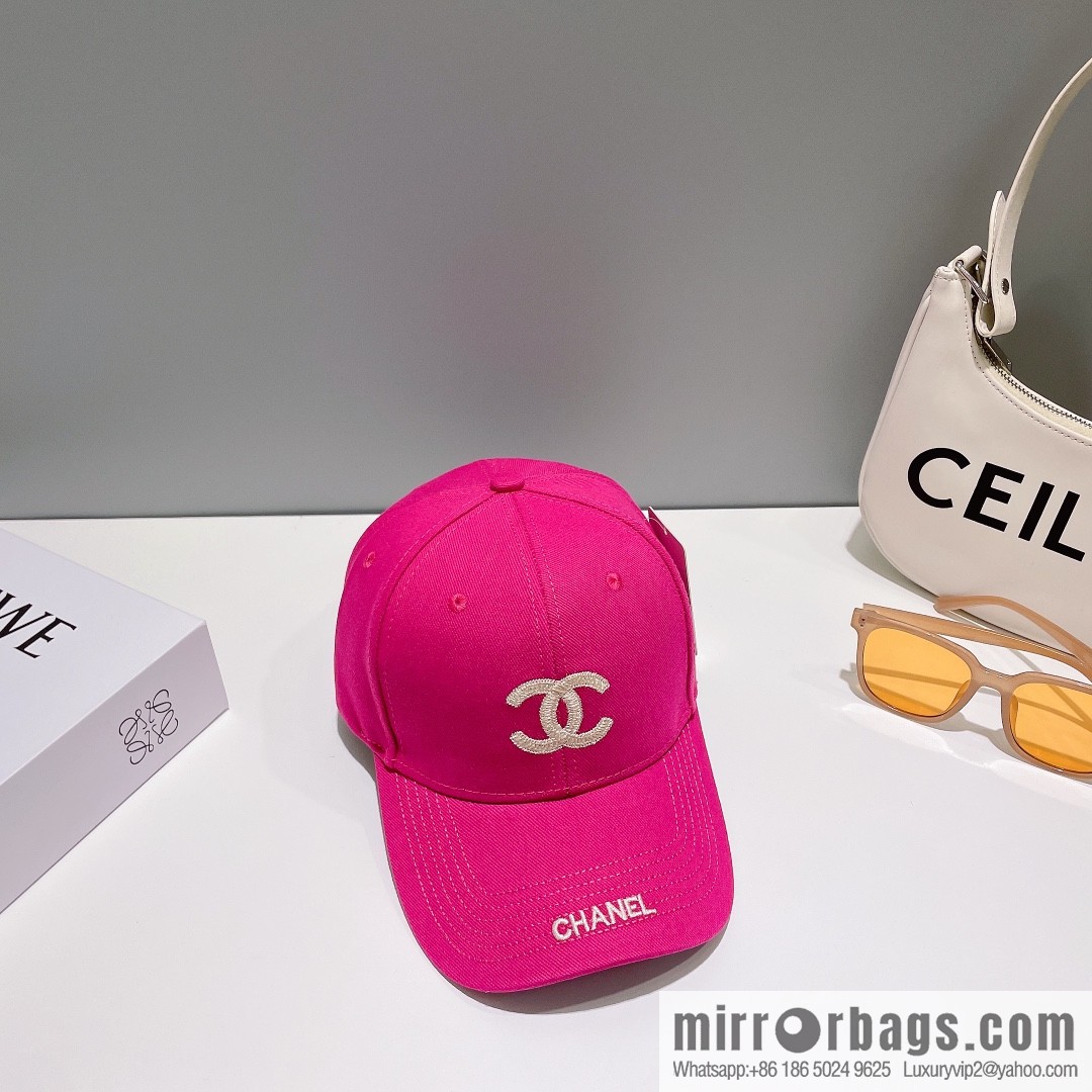 Chanel's new simple embroidered logo baseball cap