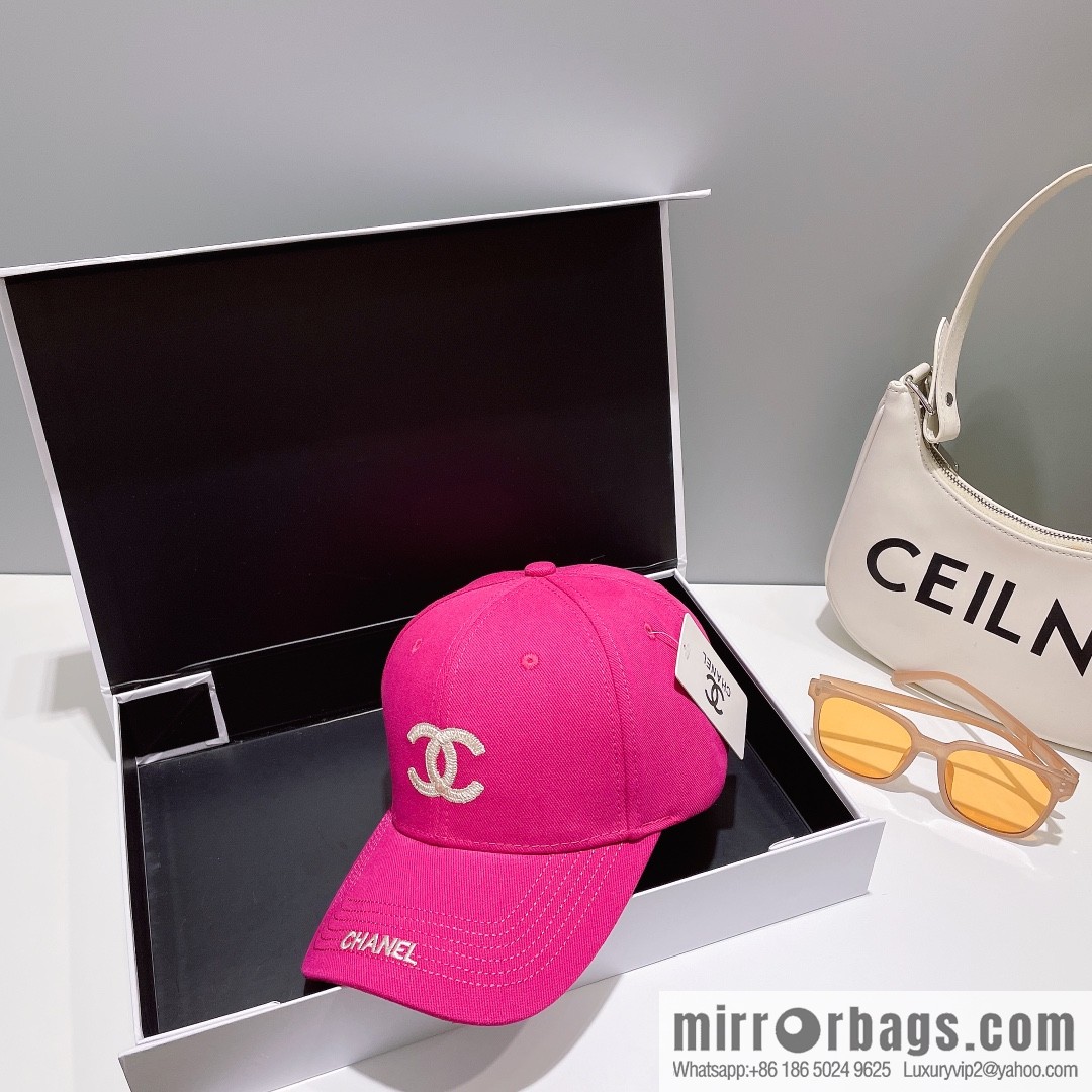 Chanel's new simple embroidered logo baseball cap