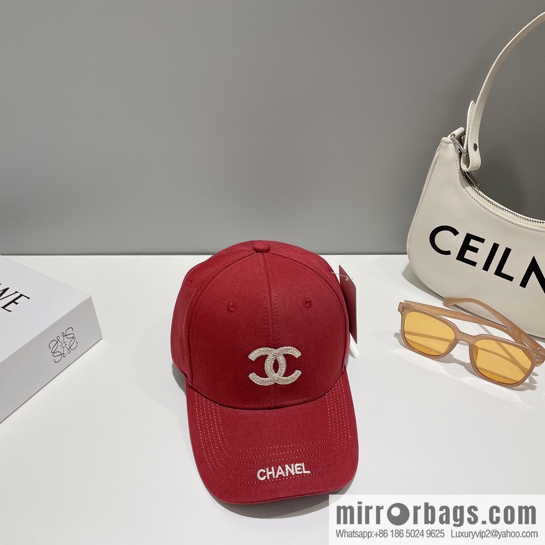 Chanel's new simple embroidered logo baseball cap