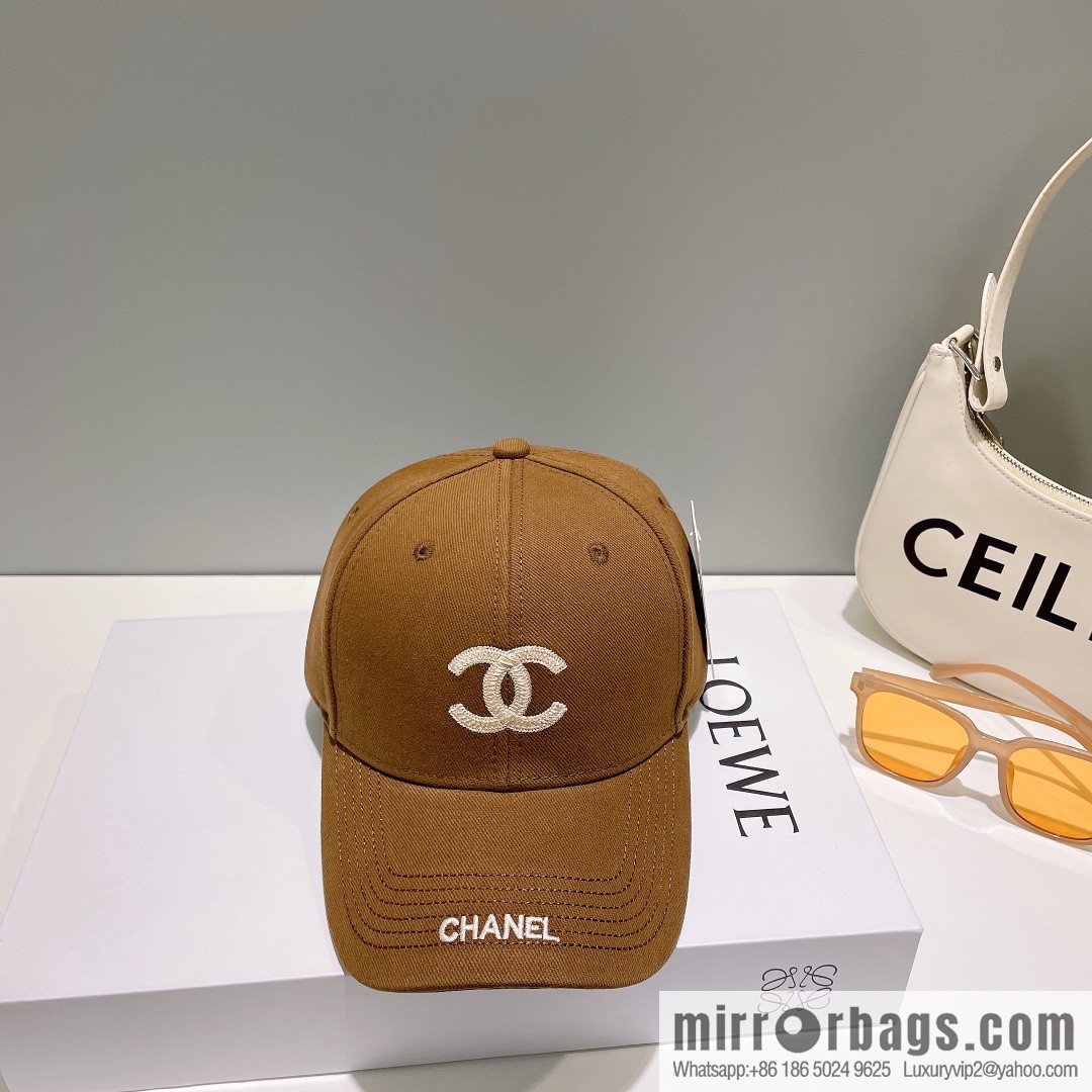Chanel's new simple embroidered logo baseball cap