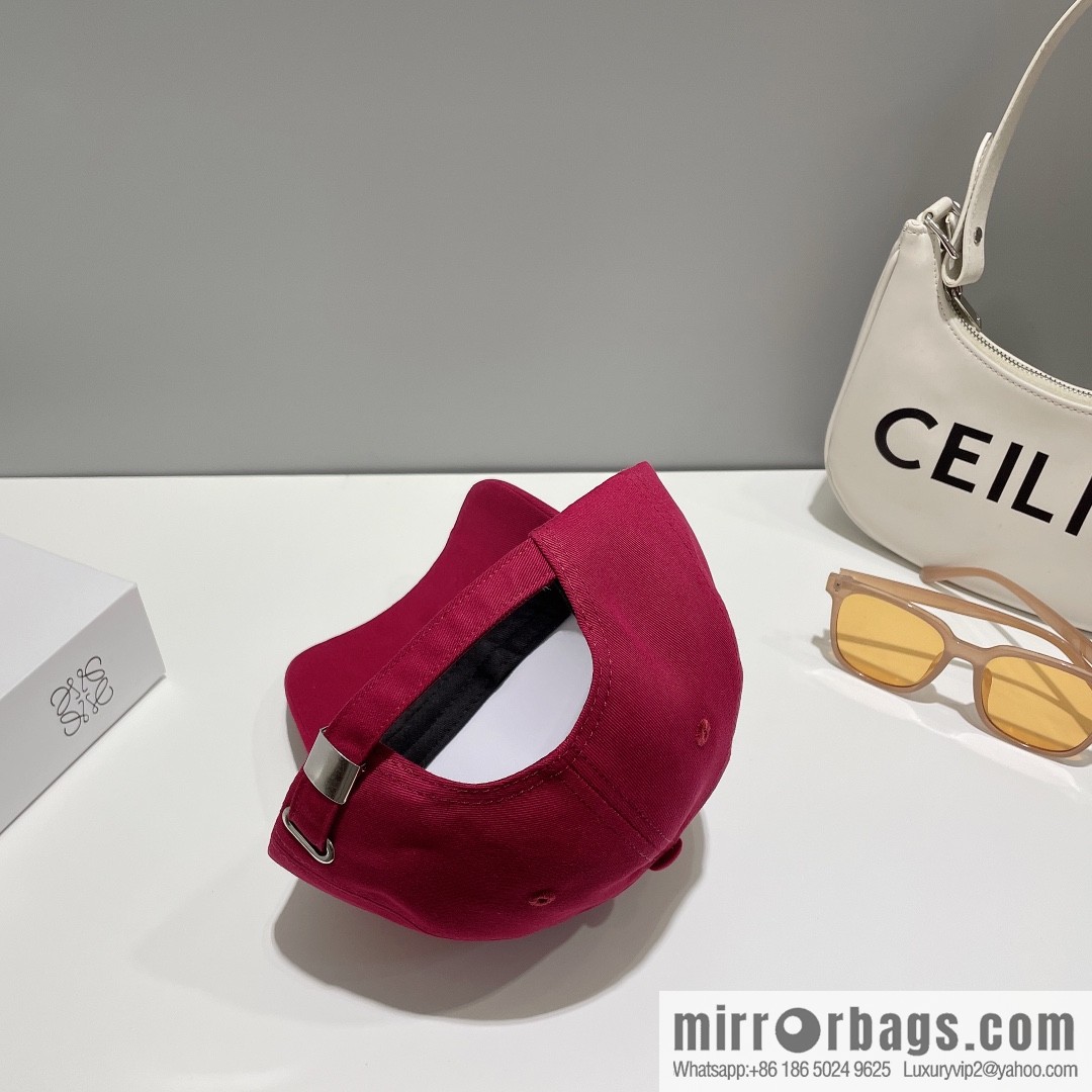 PRADA Prada spring and summer new big-name embroidered baseball cap