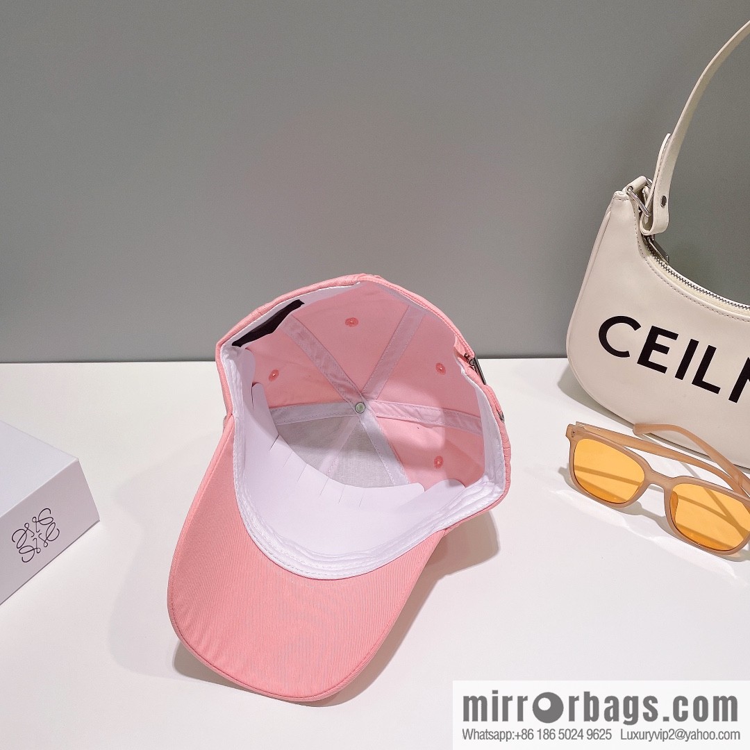 PRADA Prada spring and summer new big-name embroidered baseball cap