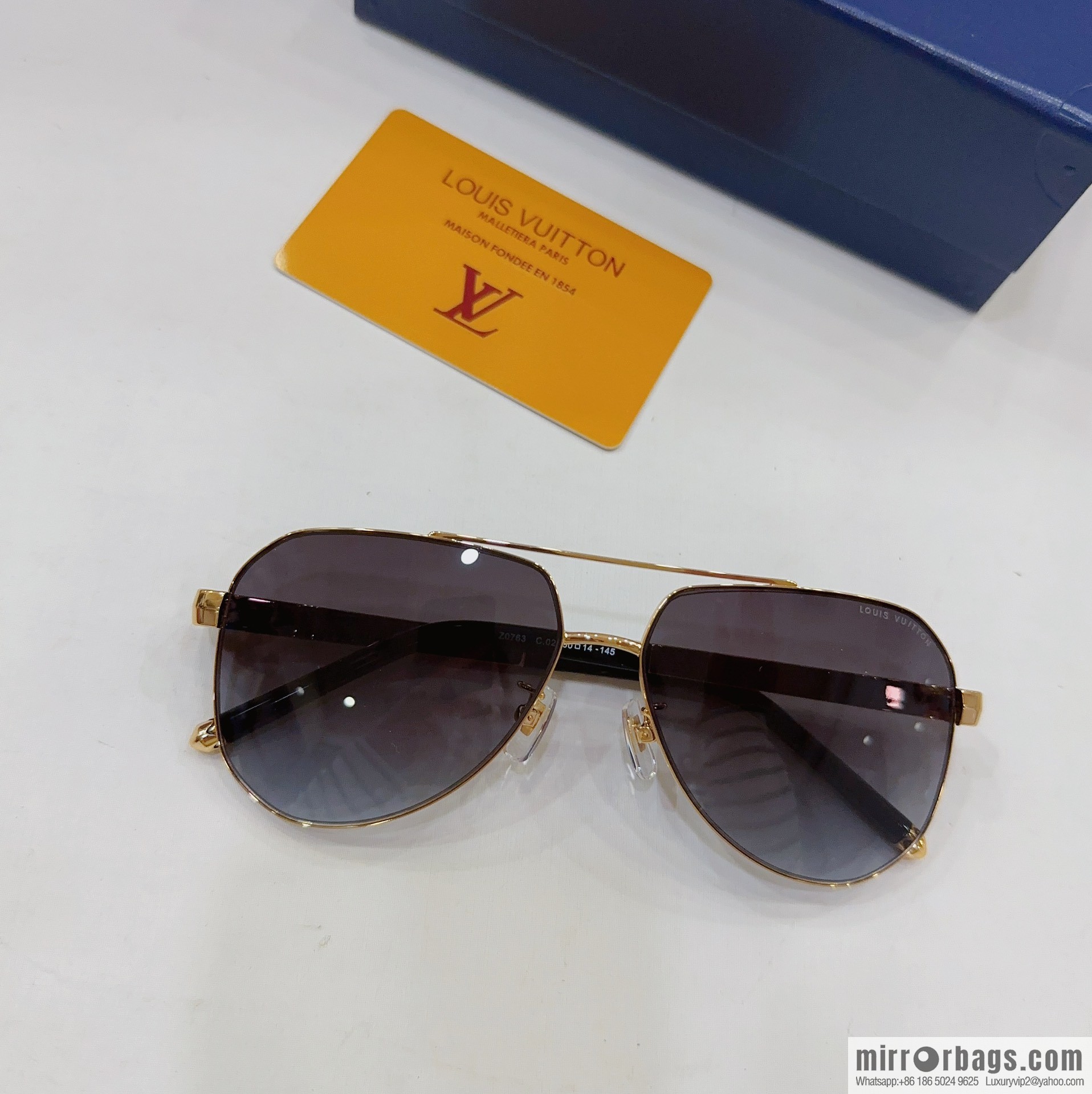 LV Louis Vuitton Men's Oval Frame Sunglasses Sunglasses
