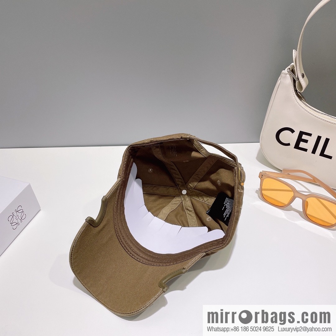 Balenciaga Embroidered letter logo baseball cap