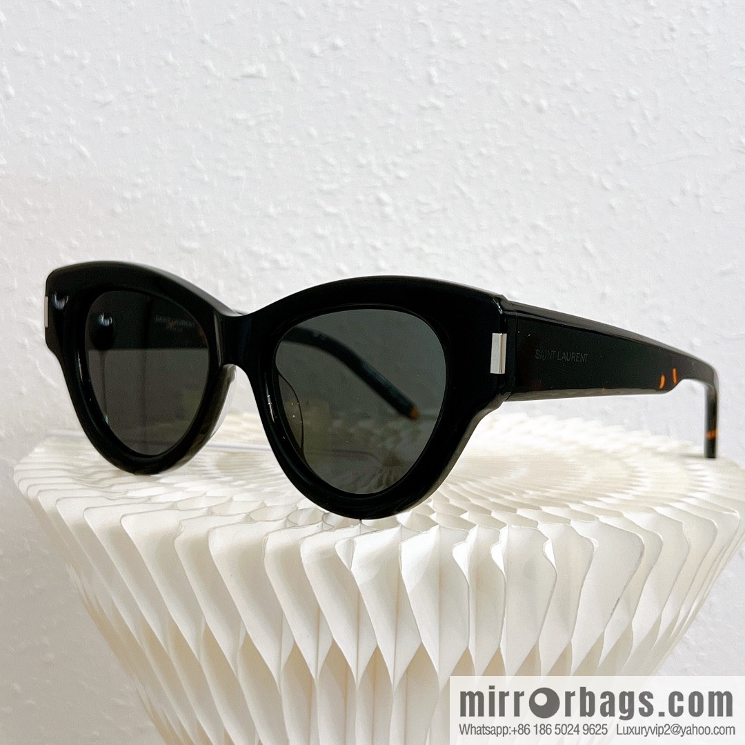 SAINT LAURENT Women's cat eye sunglasses