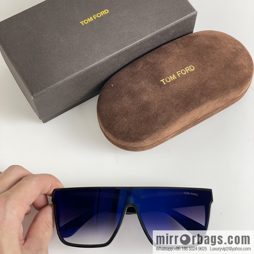 TOM FORD Tom Ford Men's and Women's Same Sunglasses