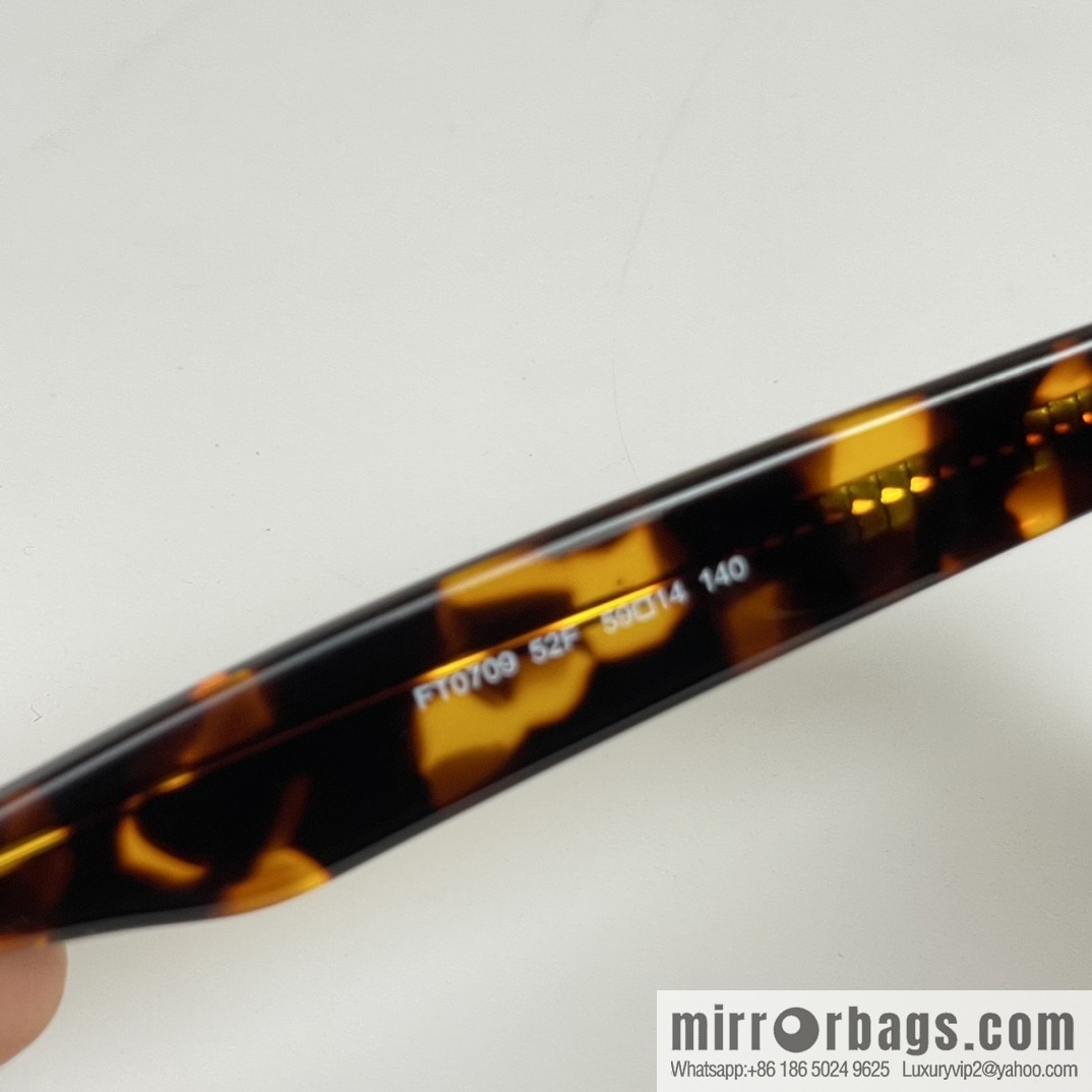 TOM FORD Tom Ford Men's and Women's Same Sunglasses