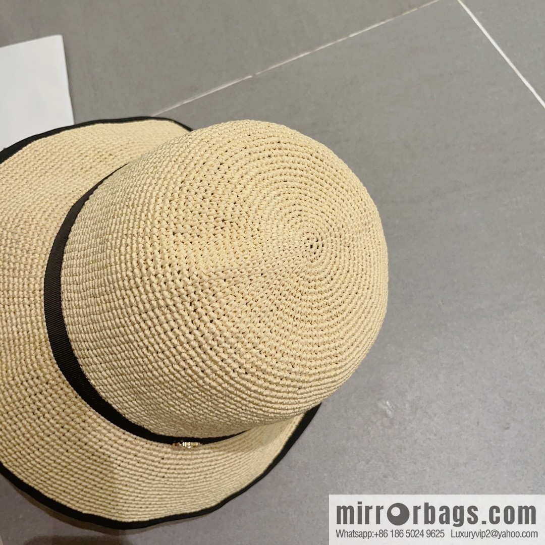 Dior Dior's new Lafite straw hat in summer