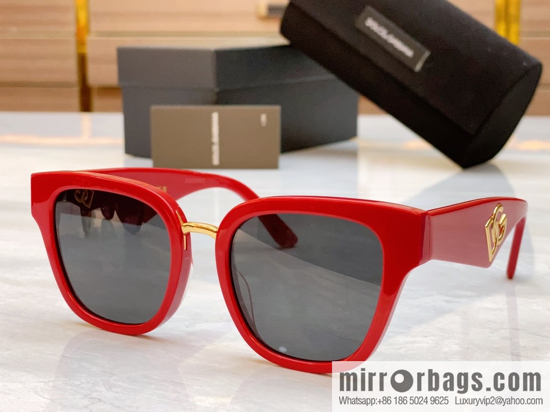 D & G Dolce & Gabbana's new unisex sunglasses