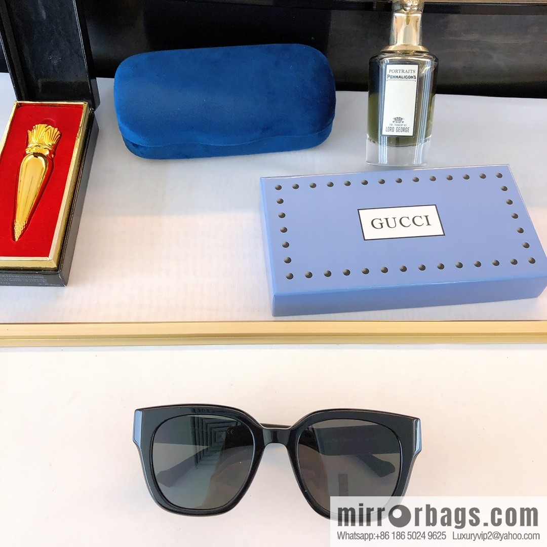 GUCCI Gucci Vintage Classic Unisex Sunglasses