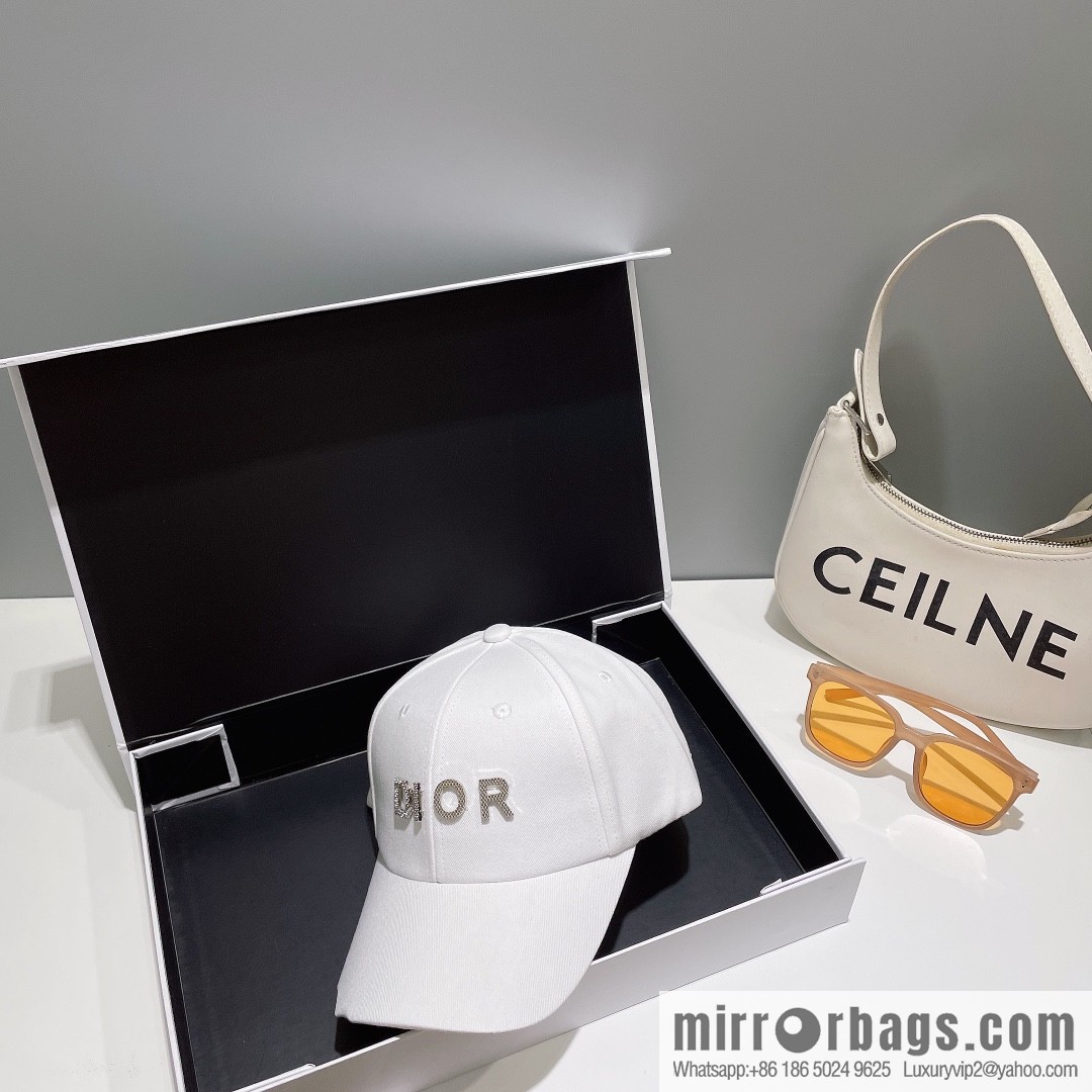 Dior 2023 new walking embroidered baseball cap