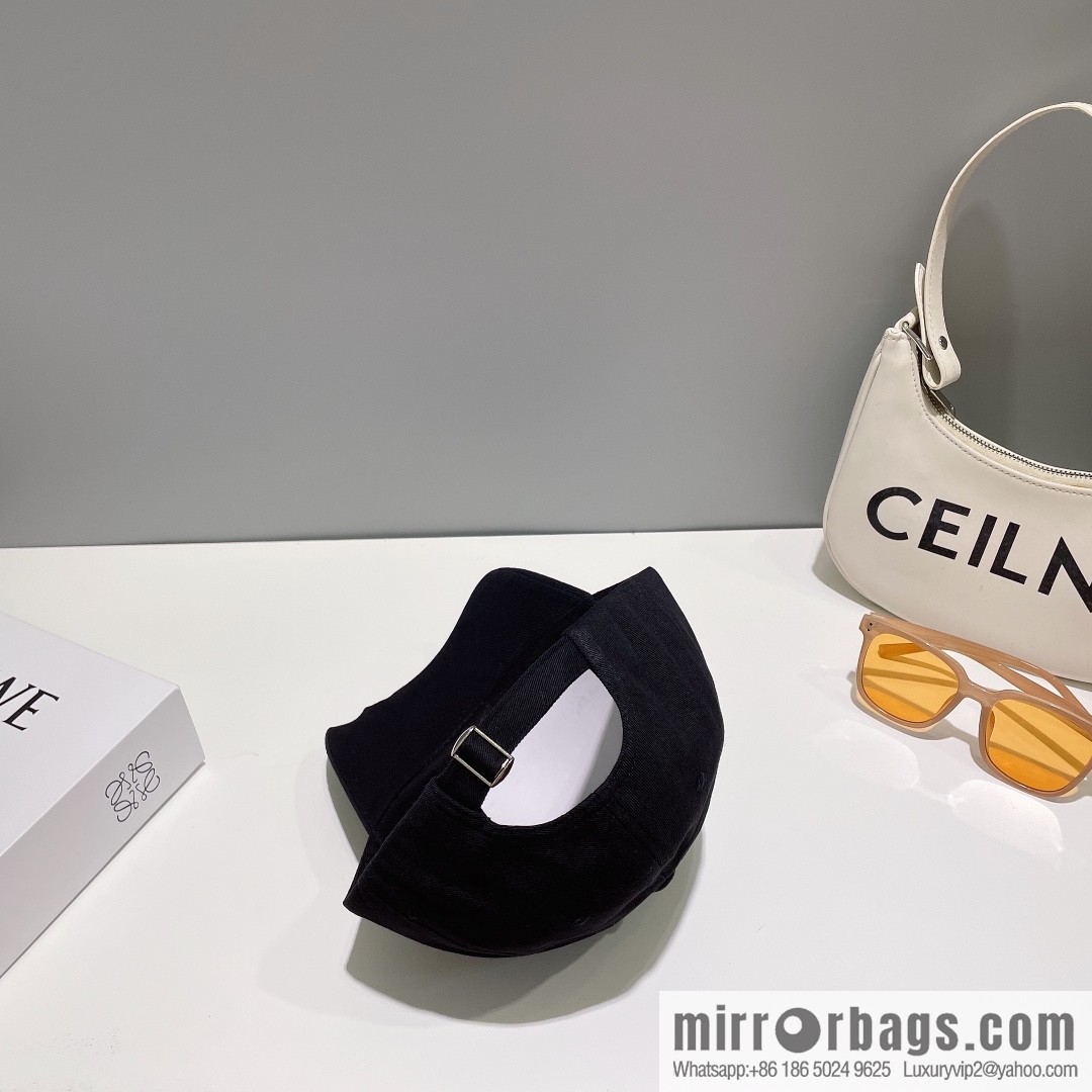 Dior 2023 new walking embroidered baseball cap