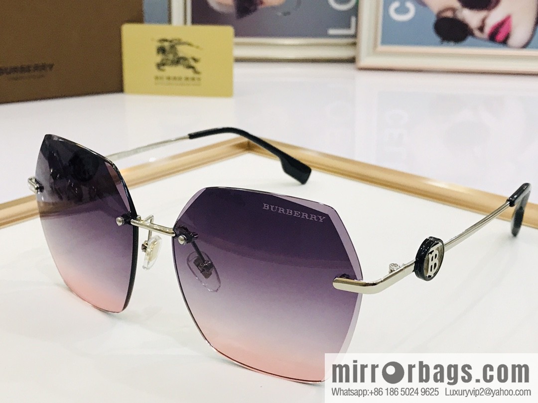 Burberry Burberry Versatile Women's Sunglasses