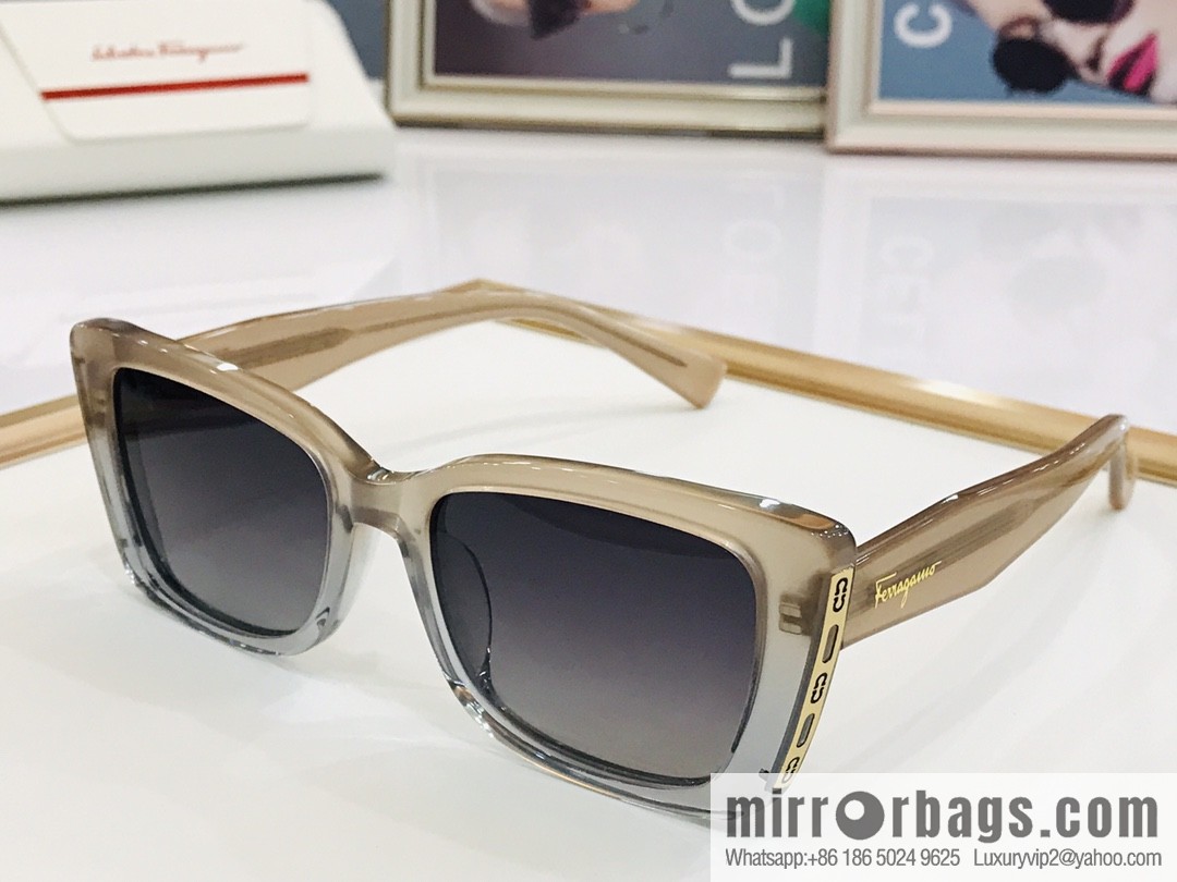 Ferragamo logo temple unisex sunglasses