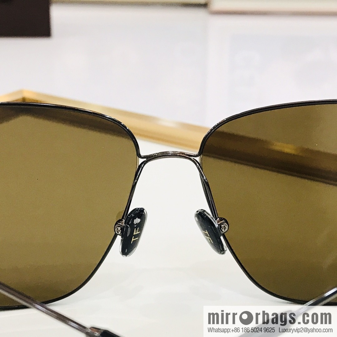 TOM FORD Ultra Light Unisex Sunglasses