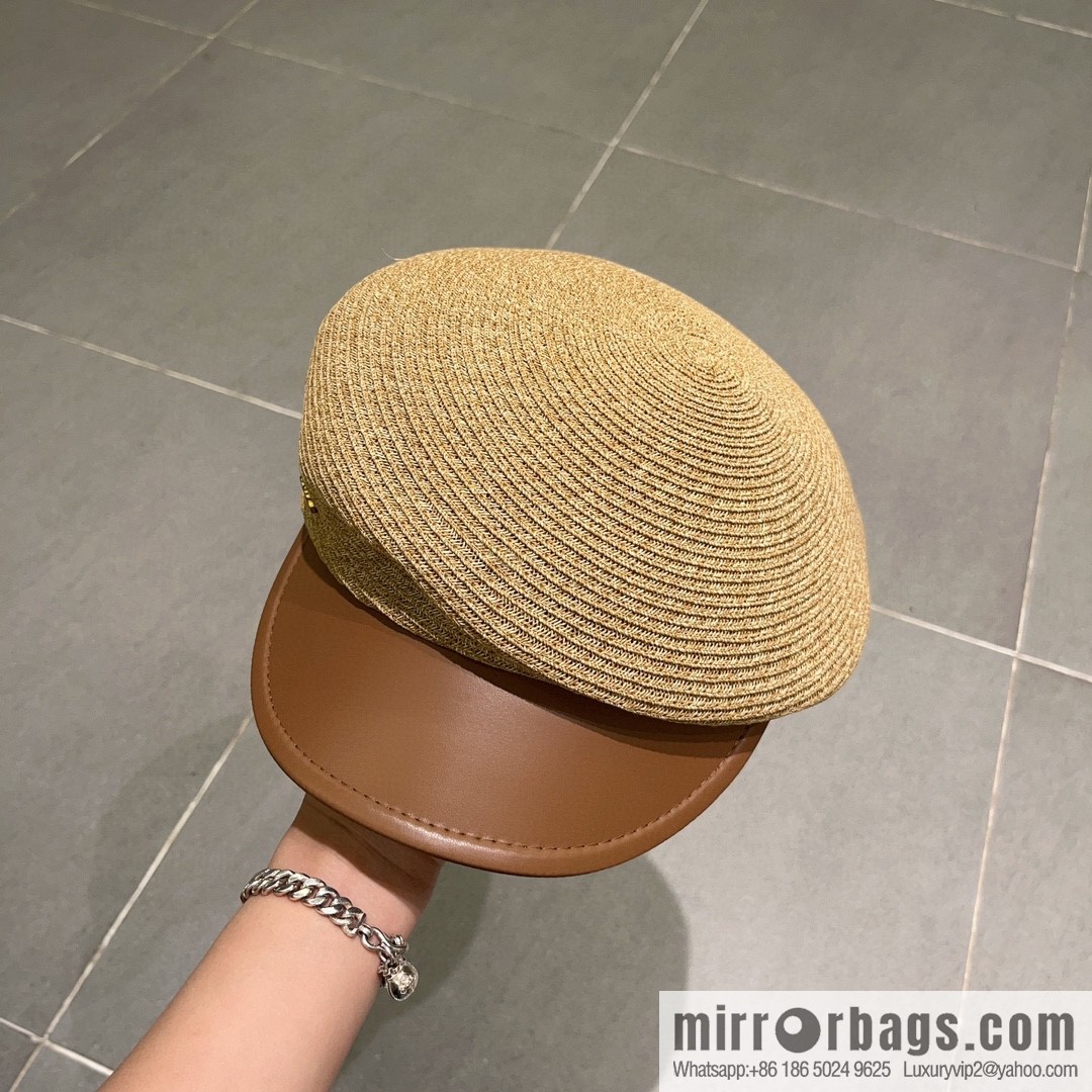 Gucci Gucci new duck tongue military hat