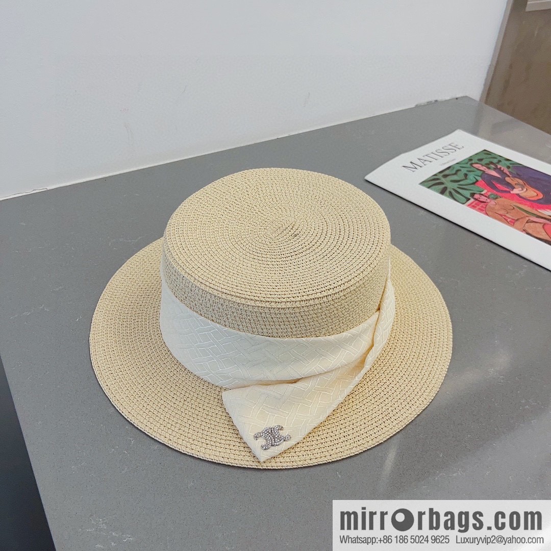 Celine's new top hat