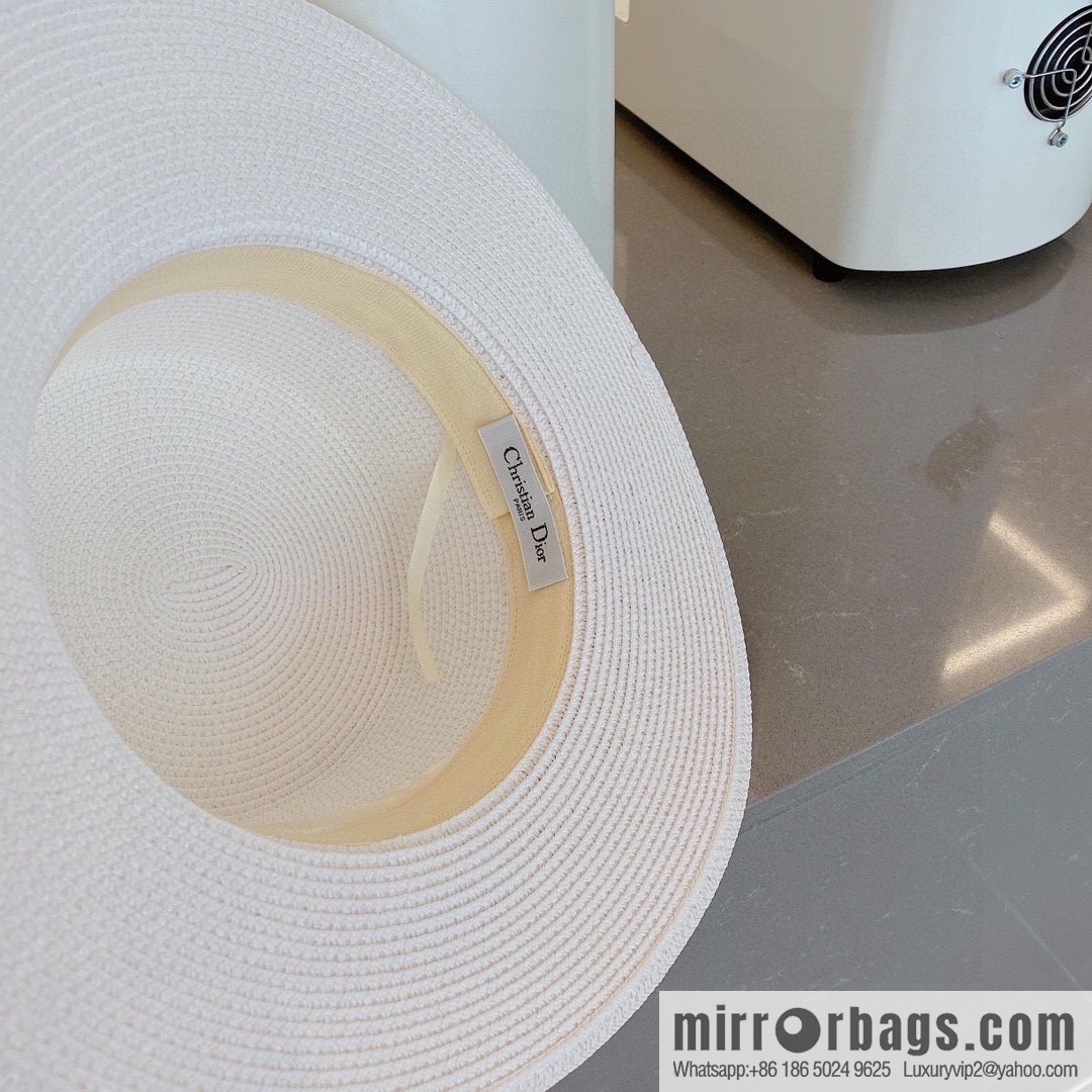 Dior's new flat top top hat