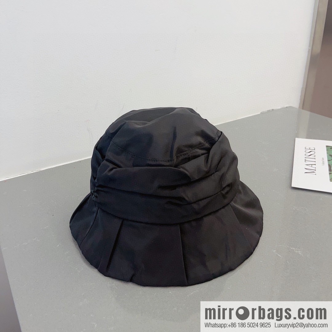 Miumiu new cloth hat