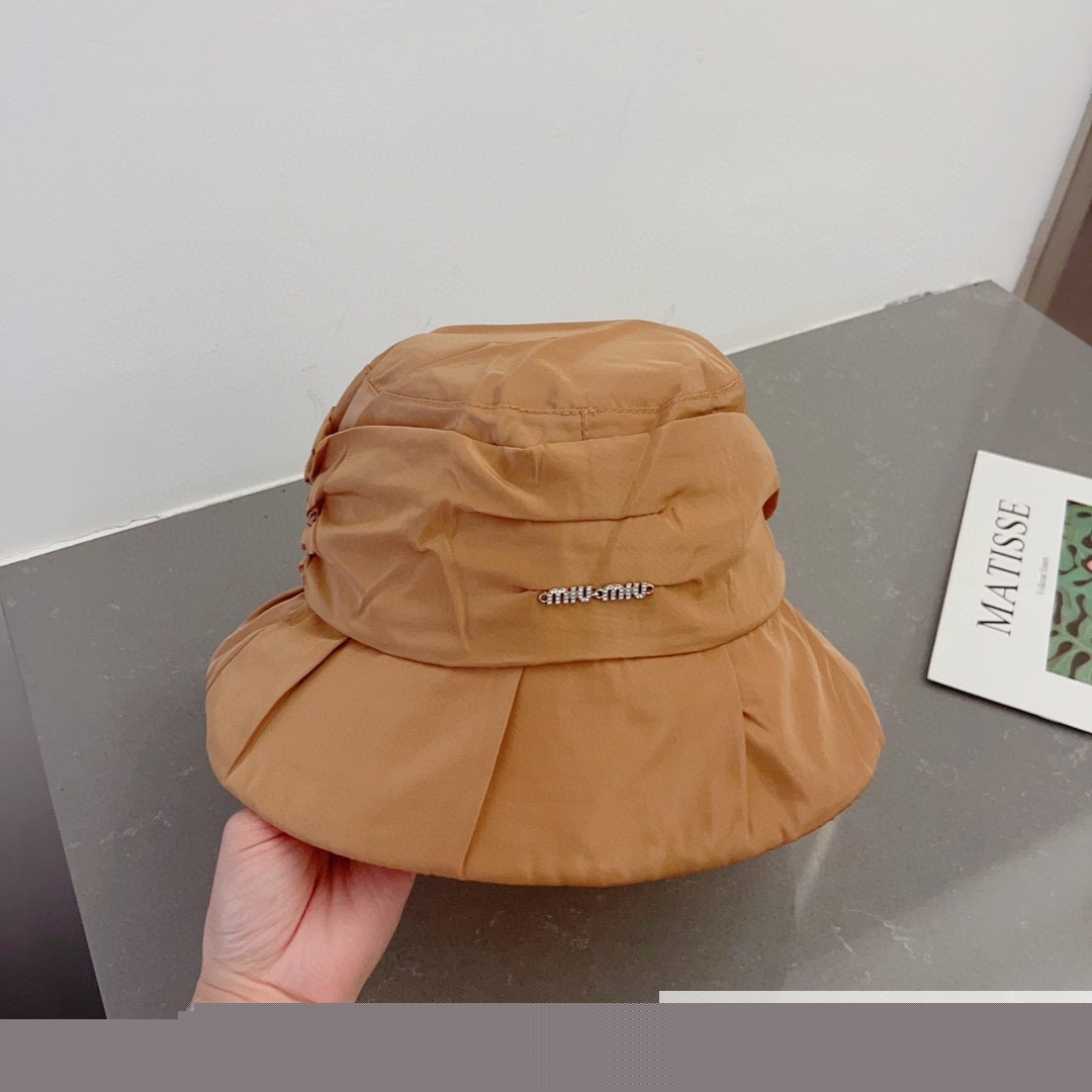 Miumiu new cloth hat