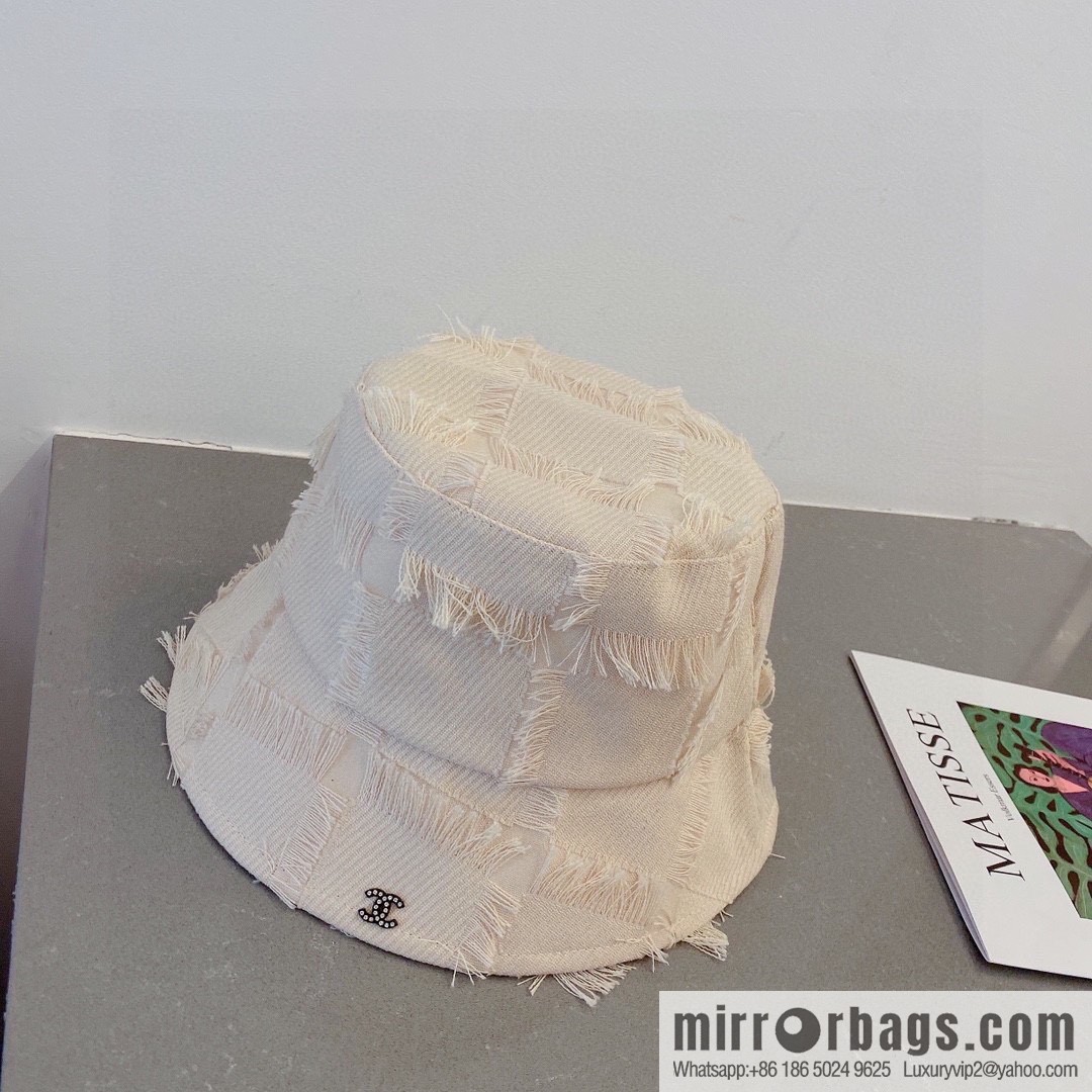 Chanel bucket hat