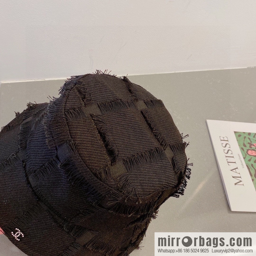 Chanel bucket hat