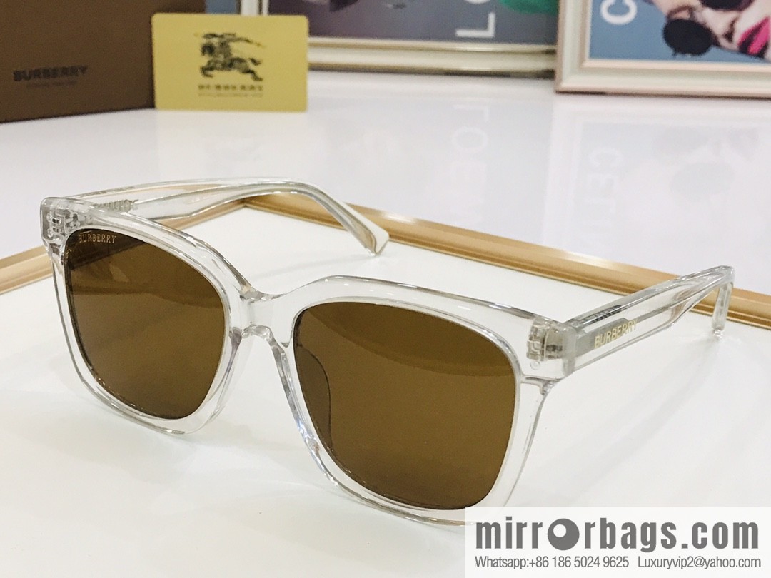Burberry Burberry Plate Frame Unisex Sunglasses
