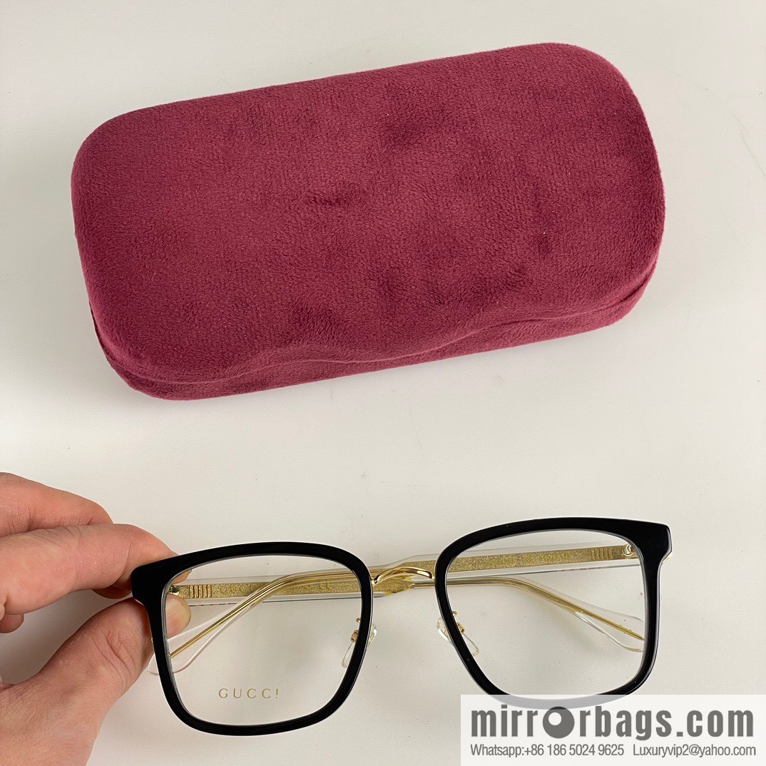 GUCCI Gucci Large Square Unisex Sunglasses