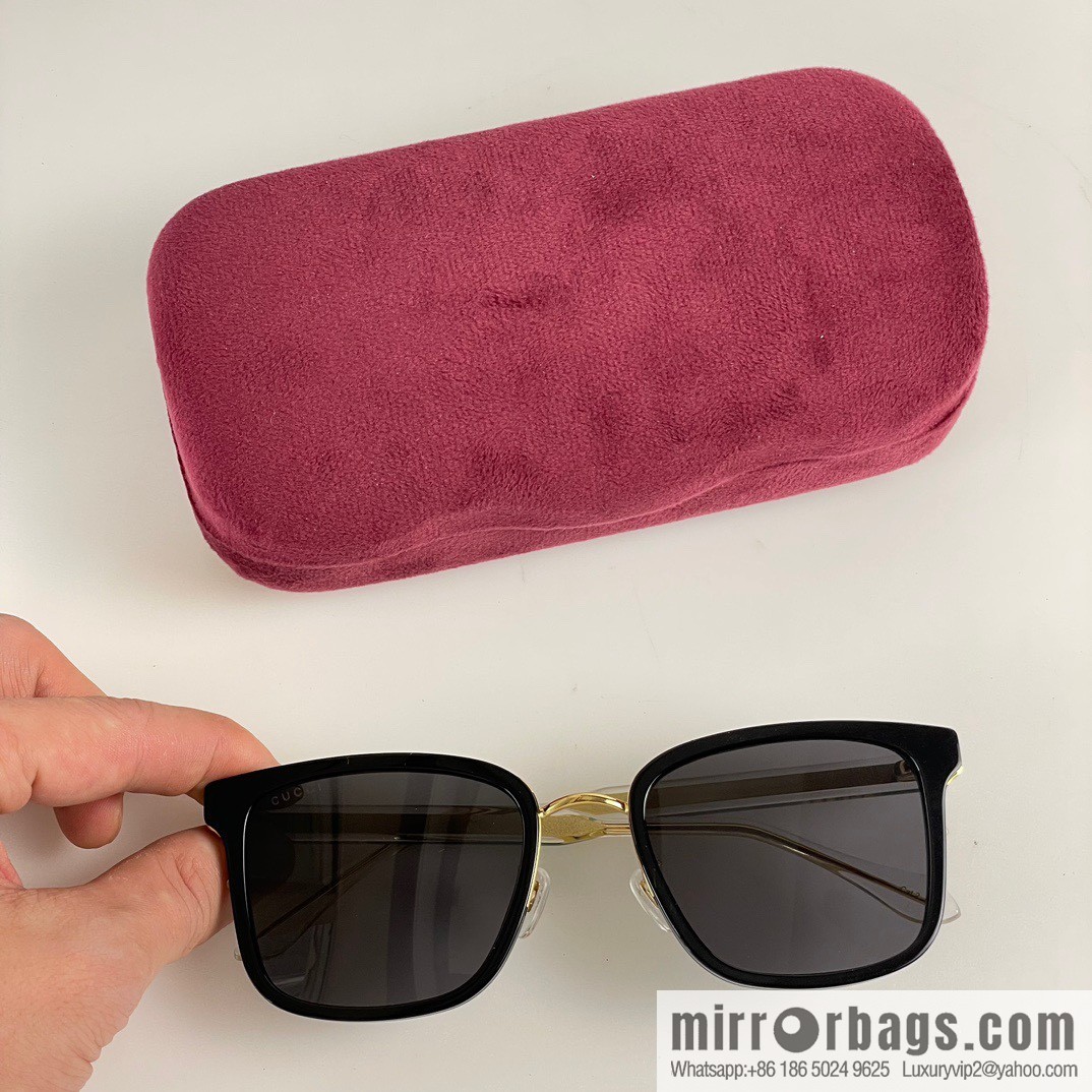 GUCCI Gucci Large Square Unisex Sunglasses