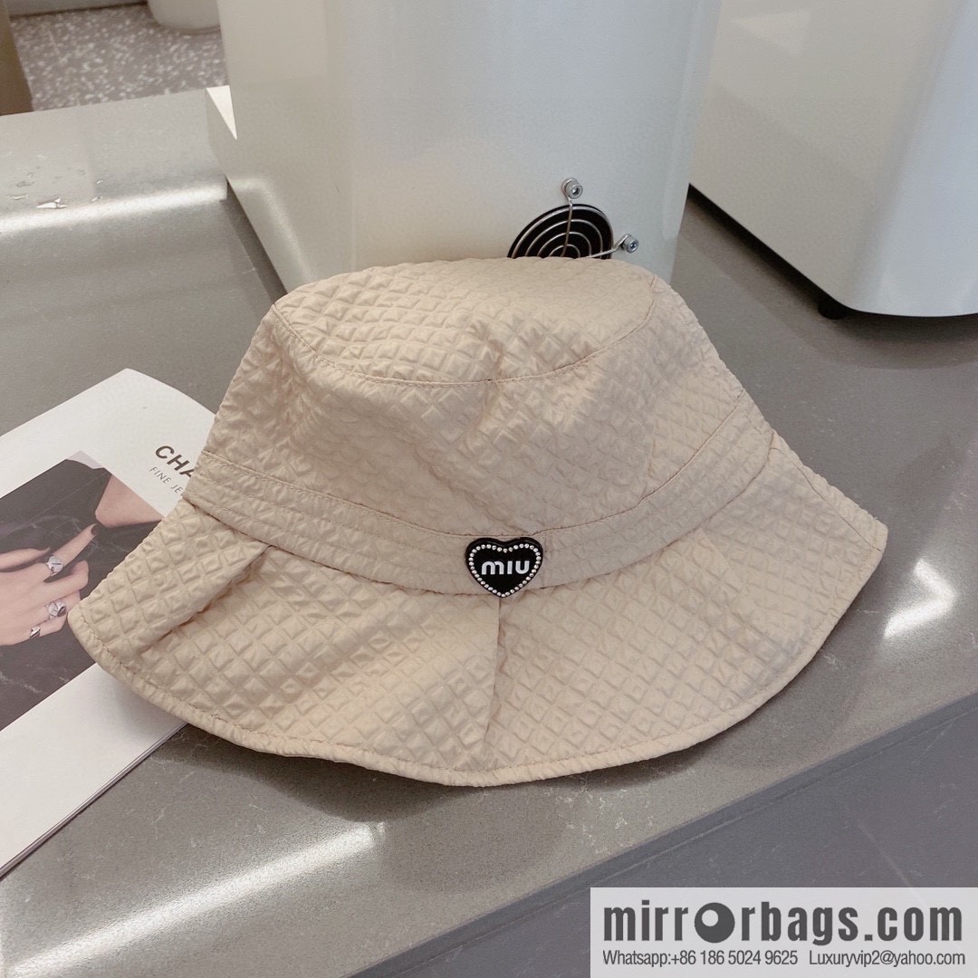 MIUMIU bucket hat