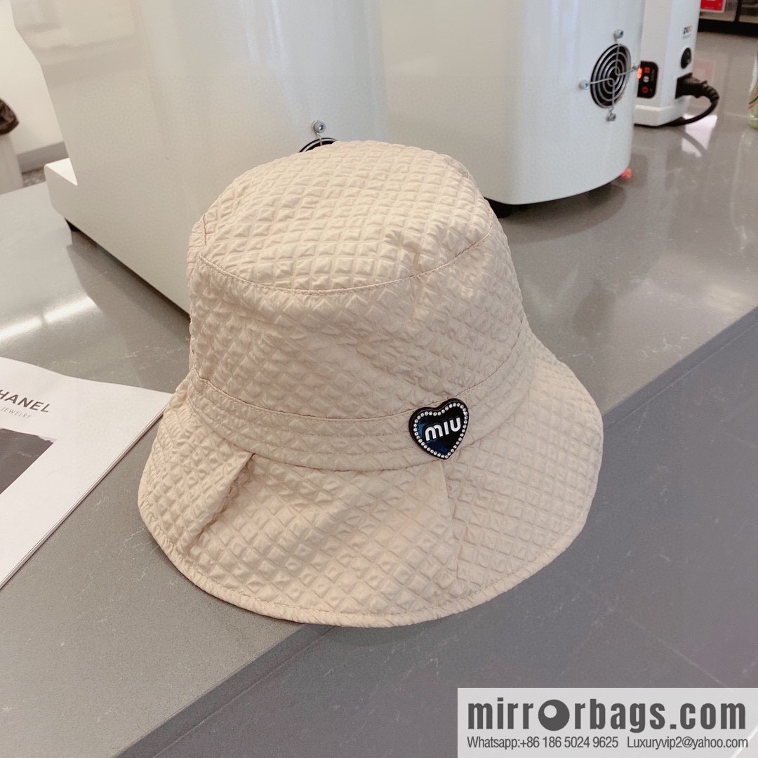 MIUMIU bucket hat