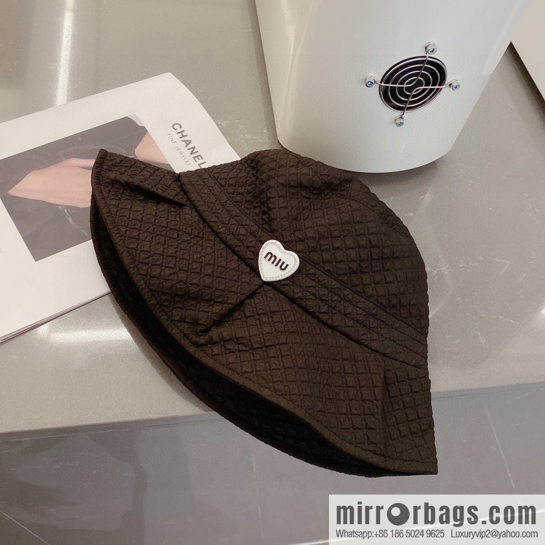 MIUMIU bucket hat