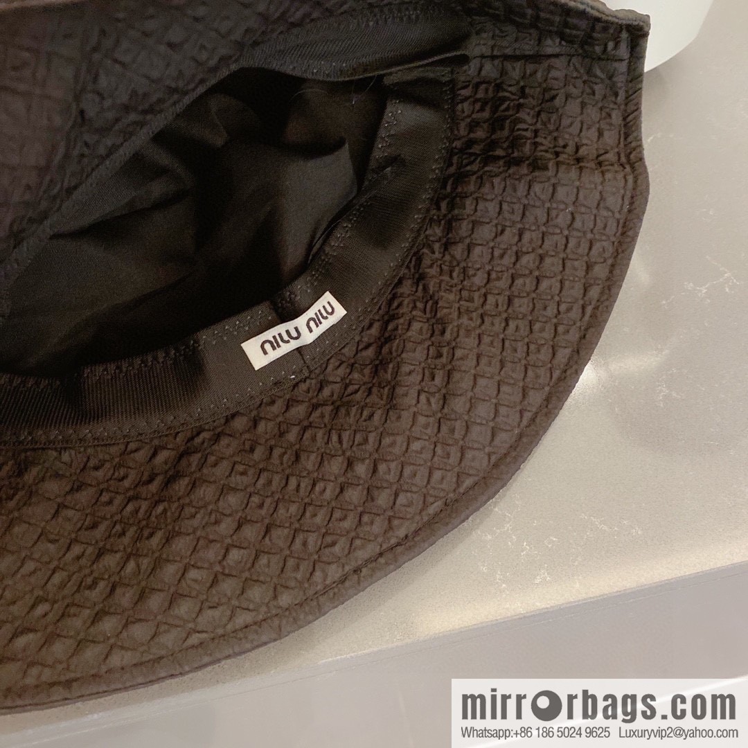 MIUMIU bucket hat