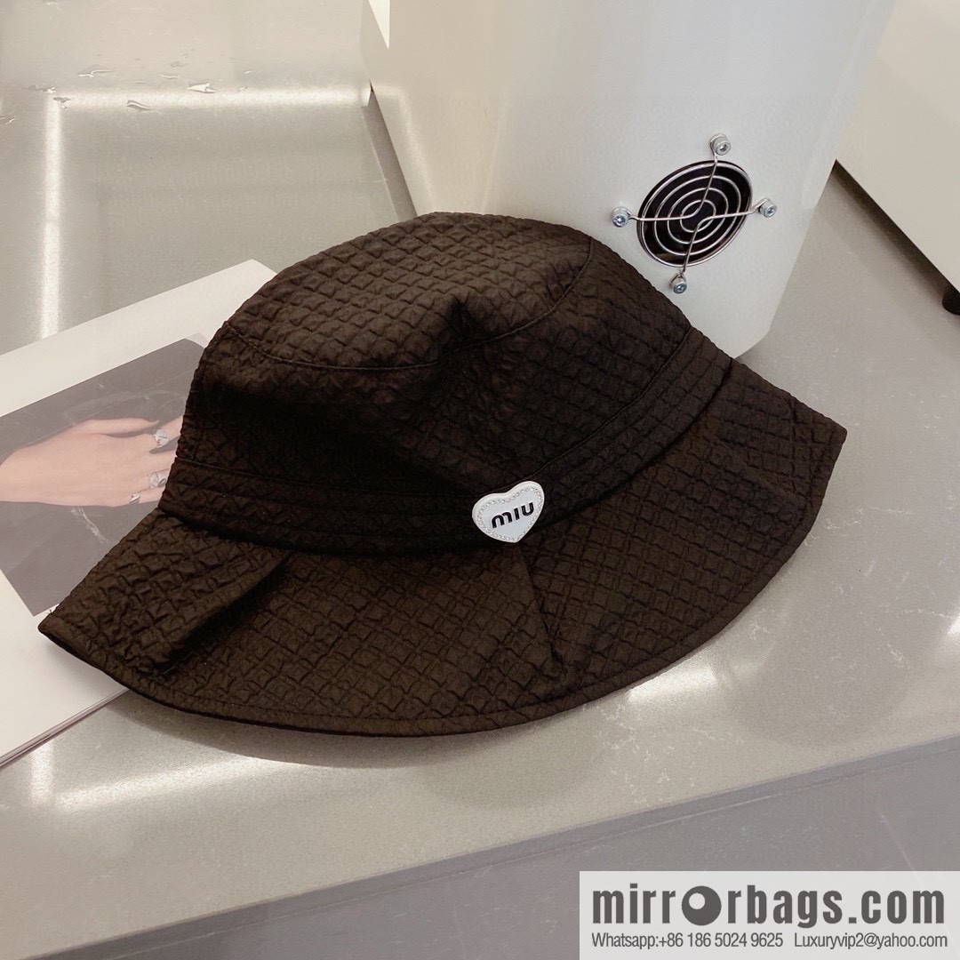 MIUMIU bucket hat