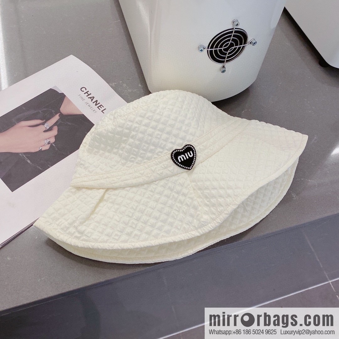 MIUMIU bucket hat