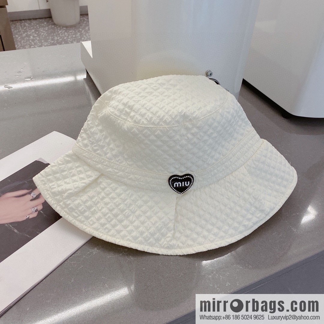 MIUMIU bucket hat