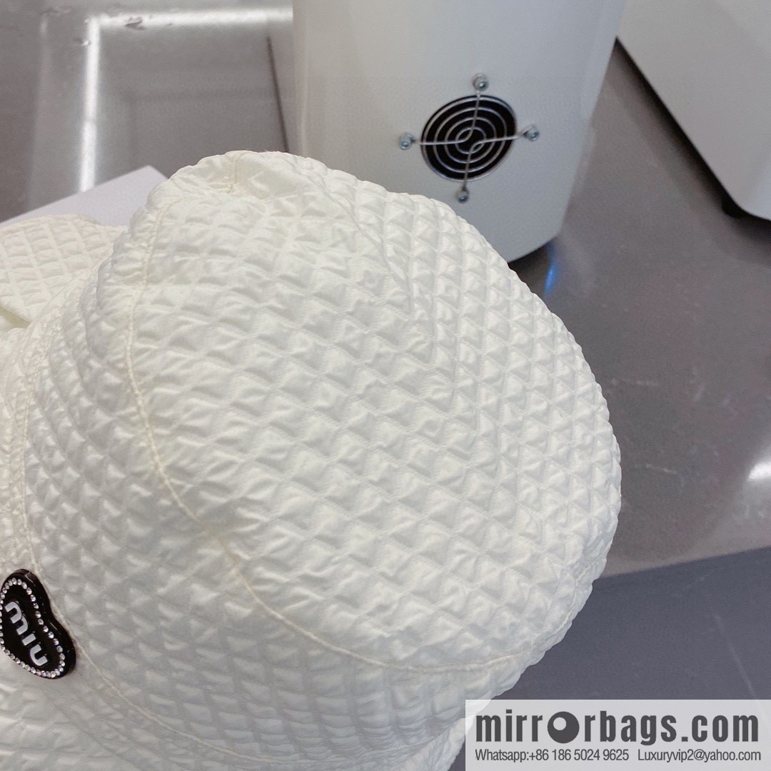 MIUMIU bucket hat