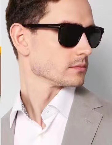 TOM FORD Tom Ford Square Unisex Sunglasses