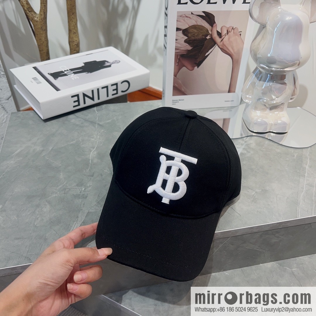 Burberry Burberry men's and women's same TB letter cap