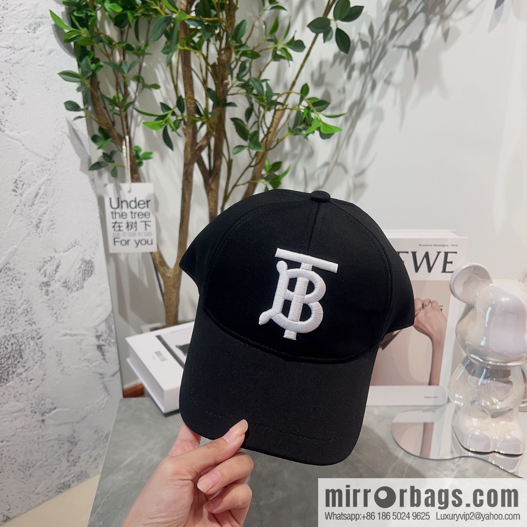 Burberry Burberry men's and women's same TB letter cap