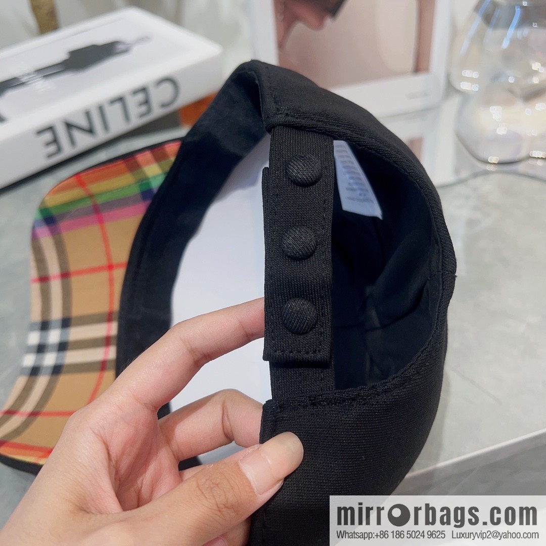 Burberry Burberry men's and women's same TB letter cap