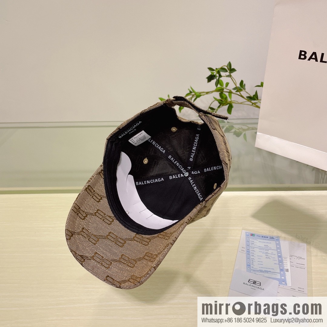 Balenciaga Balenciaga's new couple baseball cap