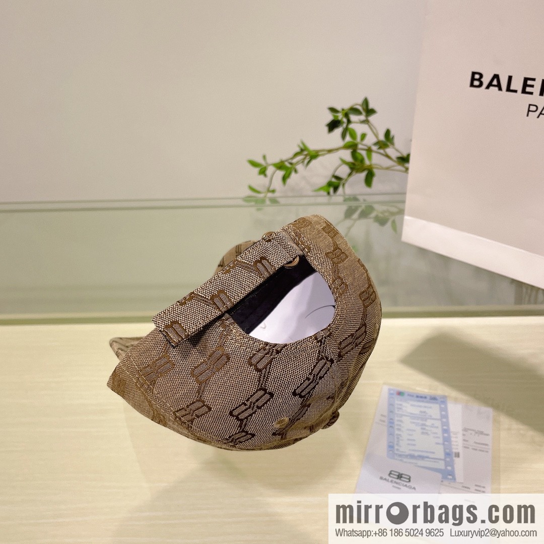 Balenciaga Balenciaga's new couple baseball cap