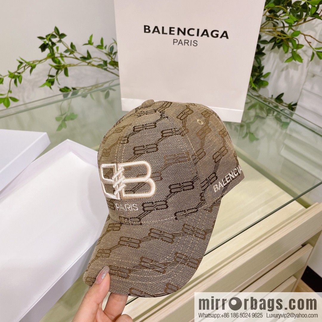 Balenciaga Balenciaga's new couple baseball cap