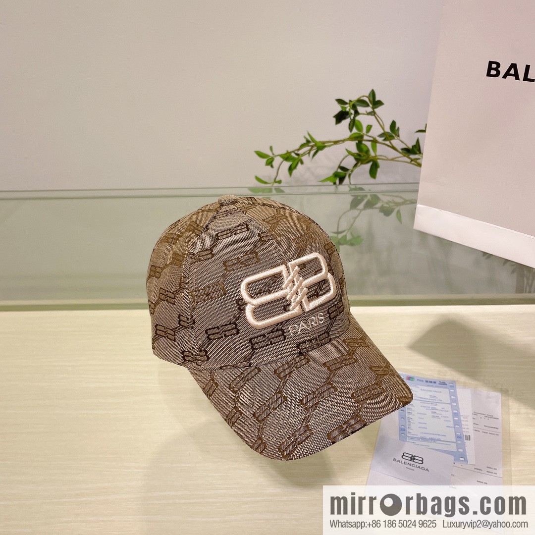 Balenciaga Balenciaga's new couple baseball cap