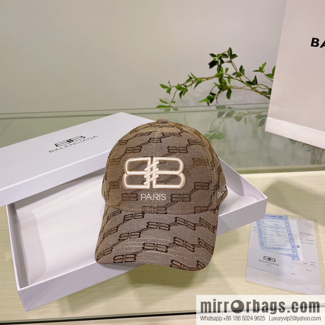Balenciaga Balenciaga's new couple baseball cap